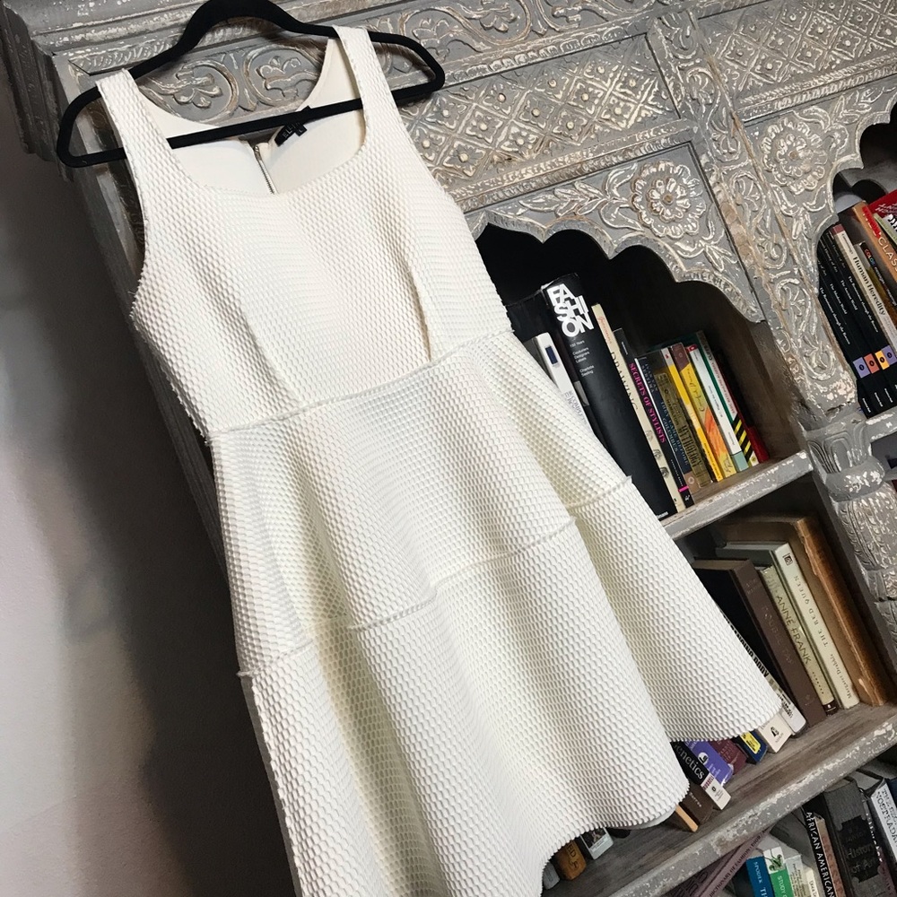 Elliatt Dress!